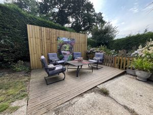 Decking Area- click for photo gallery